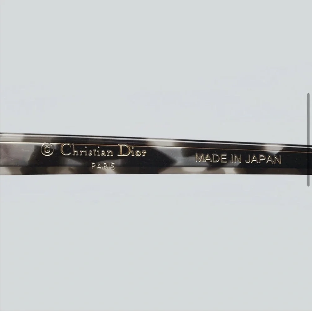 DIOR Limited Edition Emprise Sunglasses - Picture 7 of 7